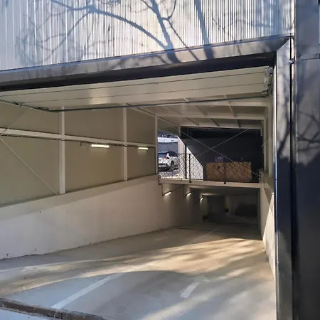 Skyline Apartments Free Parking 诺威萨 外观 照片